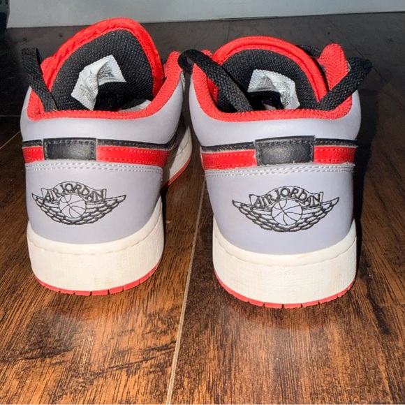 Jordan Men\'s Sneakers in Black, Gray, and Red Accents